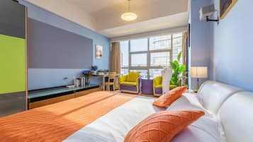 Deluxe tweepersoonskamer | 1 slaapkamer, een bureau, verduisterende gordijnen, gratis wifi