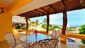Villa (2 Bedrooms) | Terraza o patio
