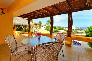 Villa (2 Bedrooms) | Terras