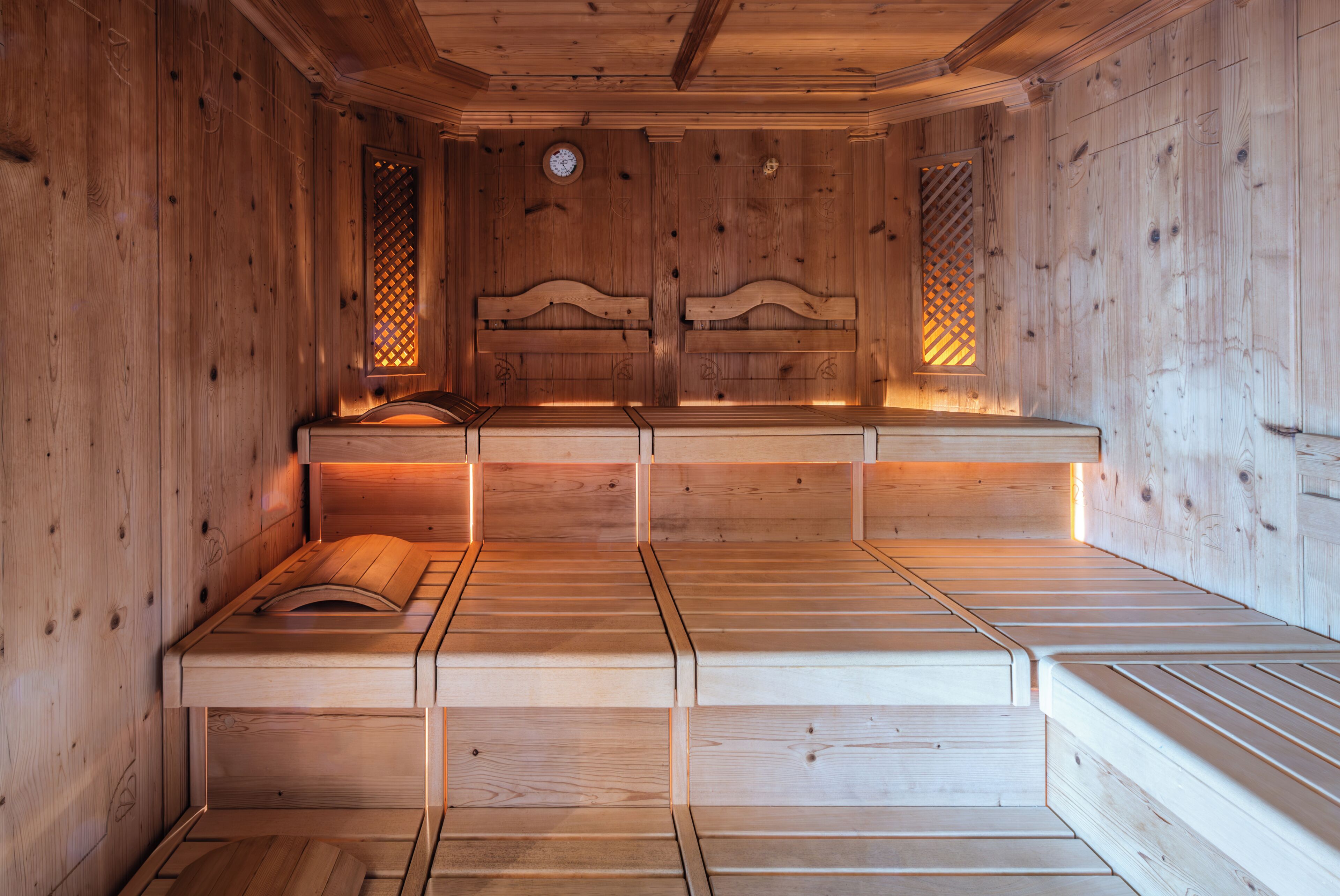 sauna, steam room