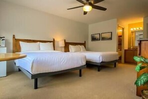 2 bedrooms, iron/ironing board, free WiFi, bed sheets - 2 Story Townhouse / Main Floor Deck / Loft (Fernie)
