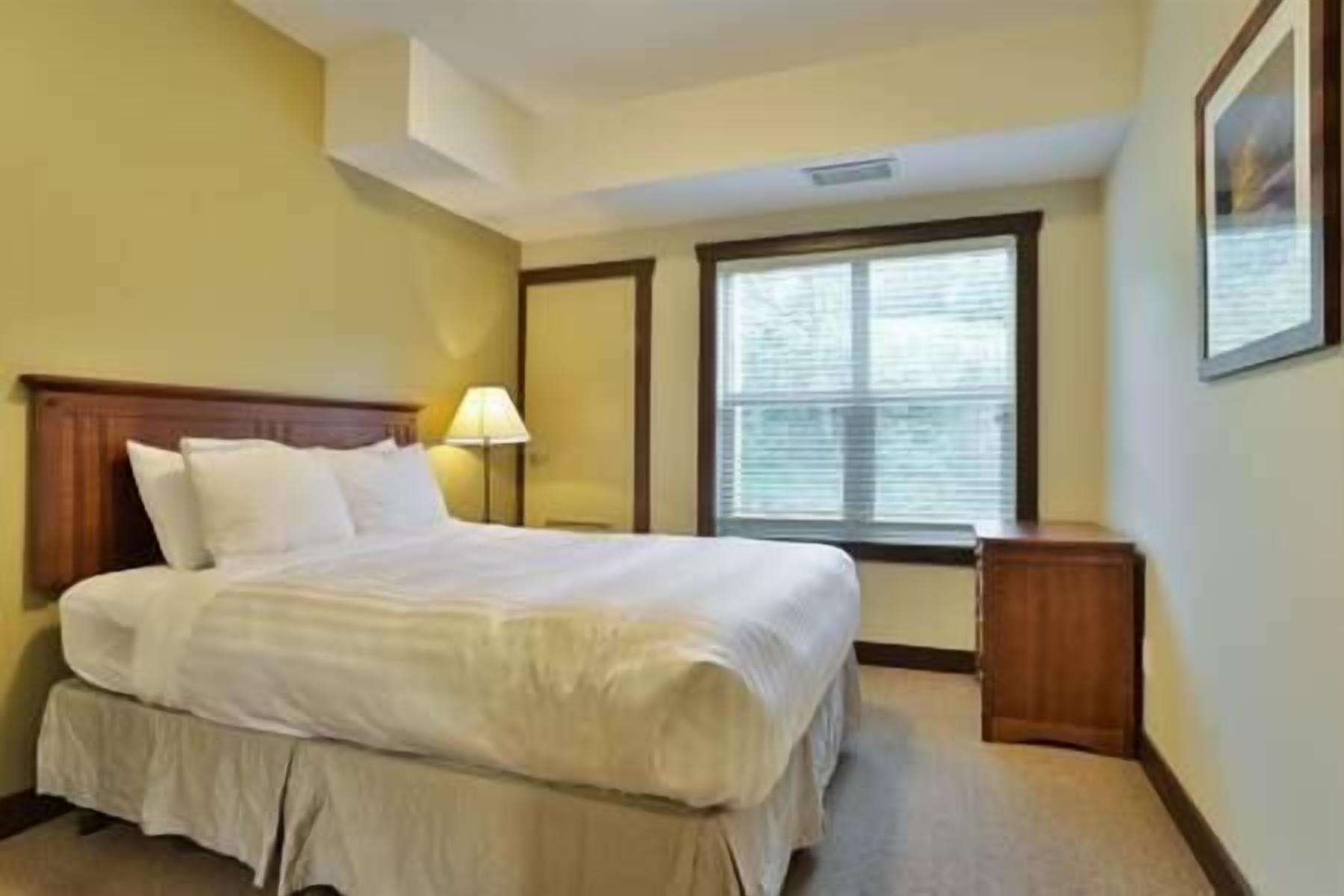 2 Bedroom Silver Rock Condo