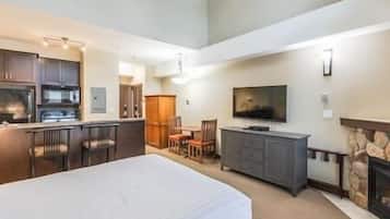 1 slaapkamer, een strijkplank/strijkijzer, gratis wifi, beddengoed