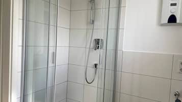 Standard Condo | Bathroom | Free toiletries, hair dryer, towels, soap