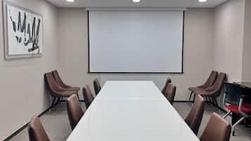 Toplantı salonu/imkânları