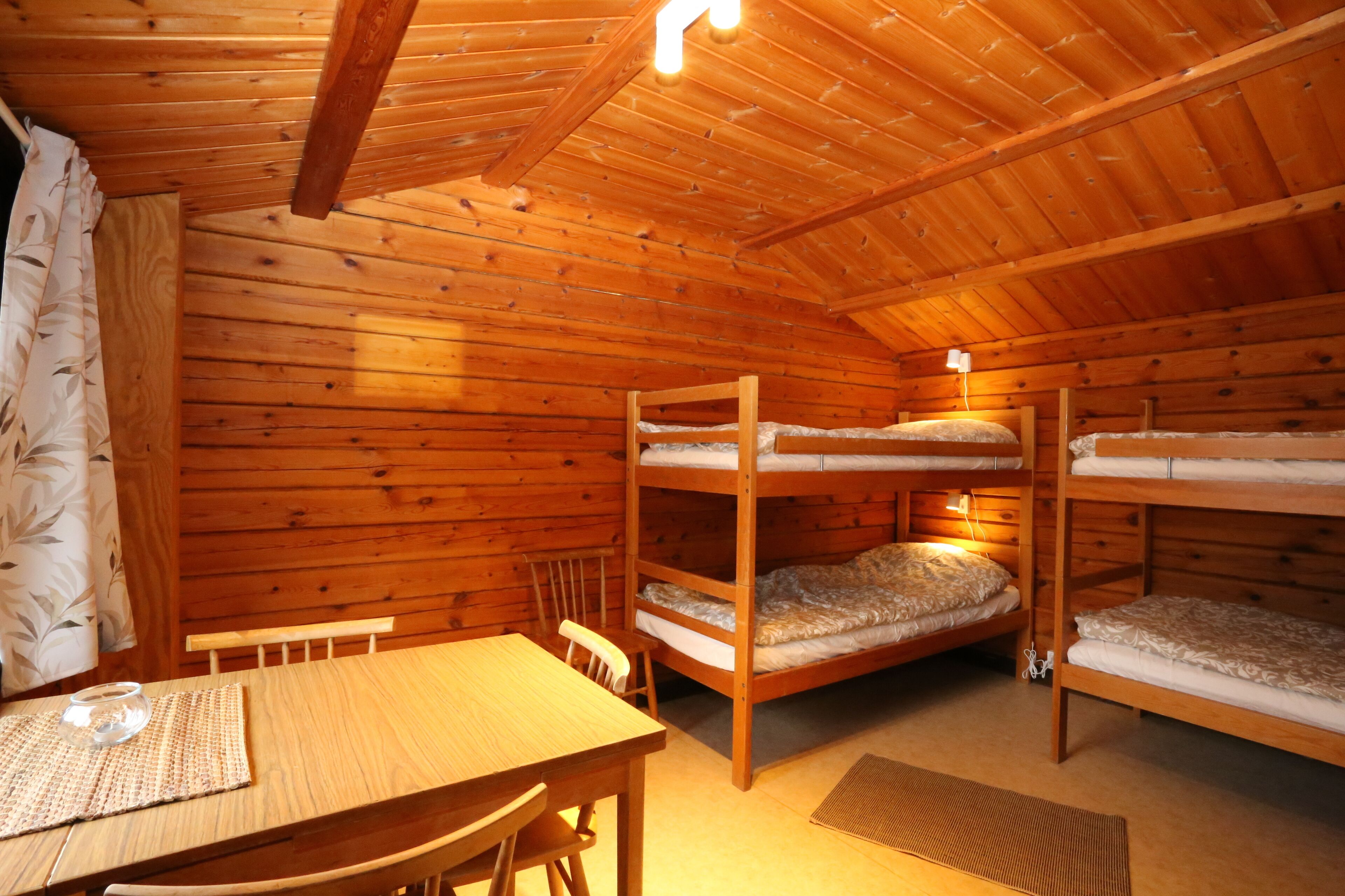 Cabin (4 Beds) | Individually decorated, individually furnished, free WiFi
