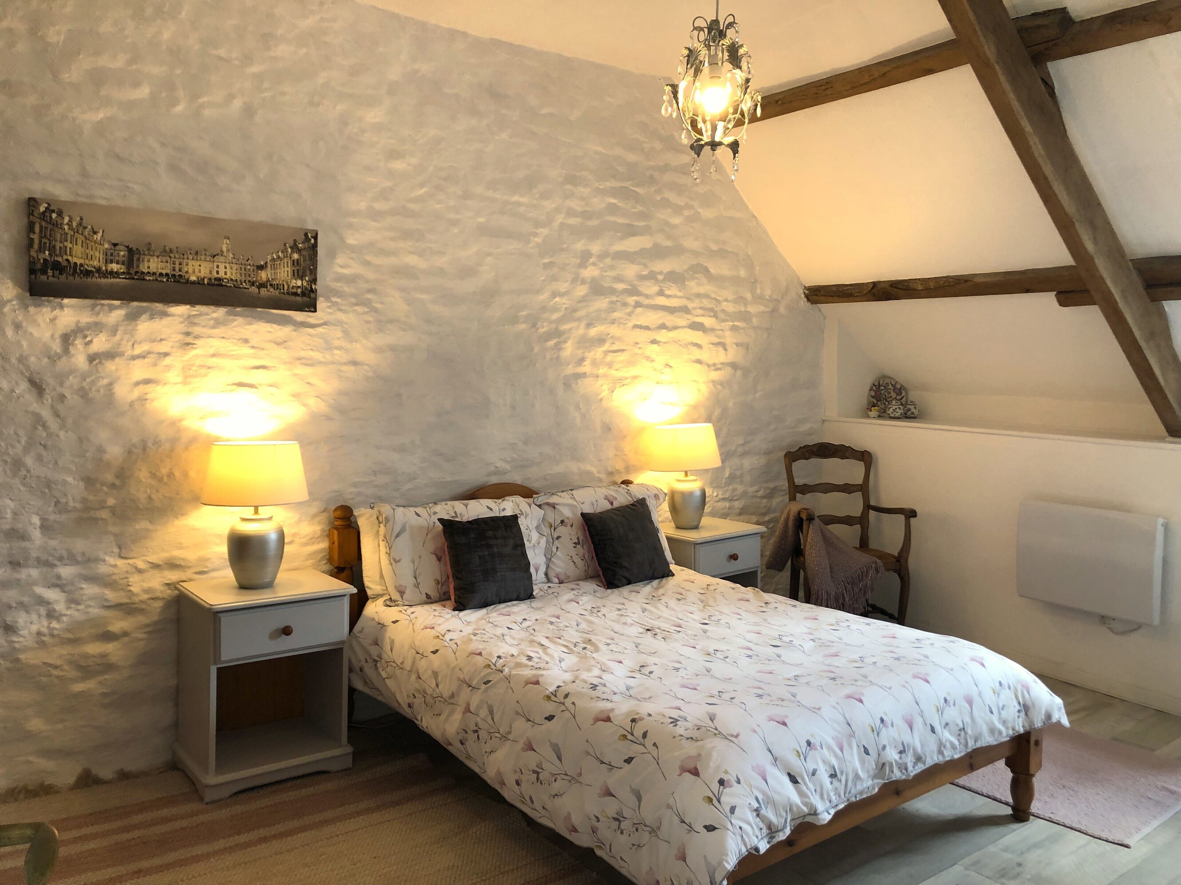 3 chambres, fer et planche à repasser, lit parapluie, Wi-Fi gratuit