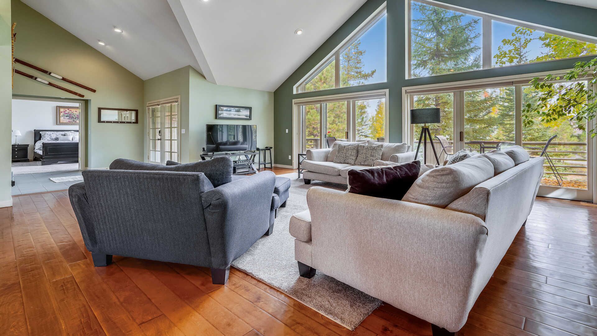 2 Hickory-Sunriver, Oregon: Hot Tub, BBQ, WiFi, SHARC Aquatics, Tubing Hill, Mt. Bachelor, Golf, Deschutes River, Tennis, Bike Paths