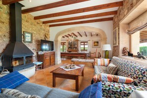 TV - CAN COLIS - Spectacular rustic finca with private pool in a quiet and rural environment. F (Sa Pobla)