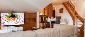 Lovely apartment for 4 guests with WIFI, TV, balcony, pets allowed and parking