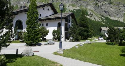 Gemütliche Wohnung für 4 Gäste mit W-LAN, TV, Balkon und Haustiere erlaubt