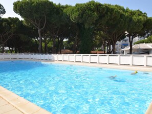 Outdoor pool - Residence with Wifi in the Heart of the Po Delta Park, Near the Sea (Comacchio)