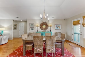 Dining - Split-level home with beach access, ocean views, & two full kitchens (North Myrtle Beach)