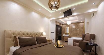 Central Business Suites with Hot Jacuzzi