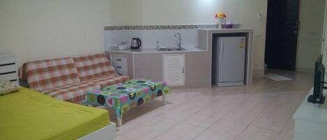 Studio, uitzicht op tuin