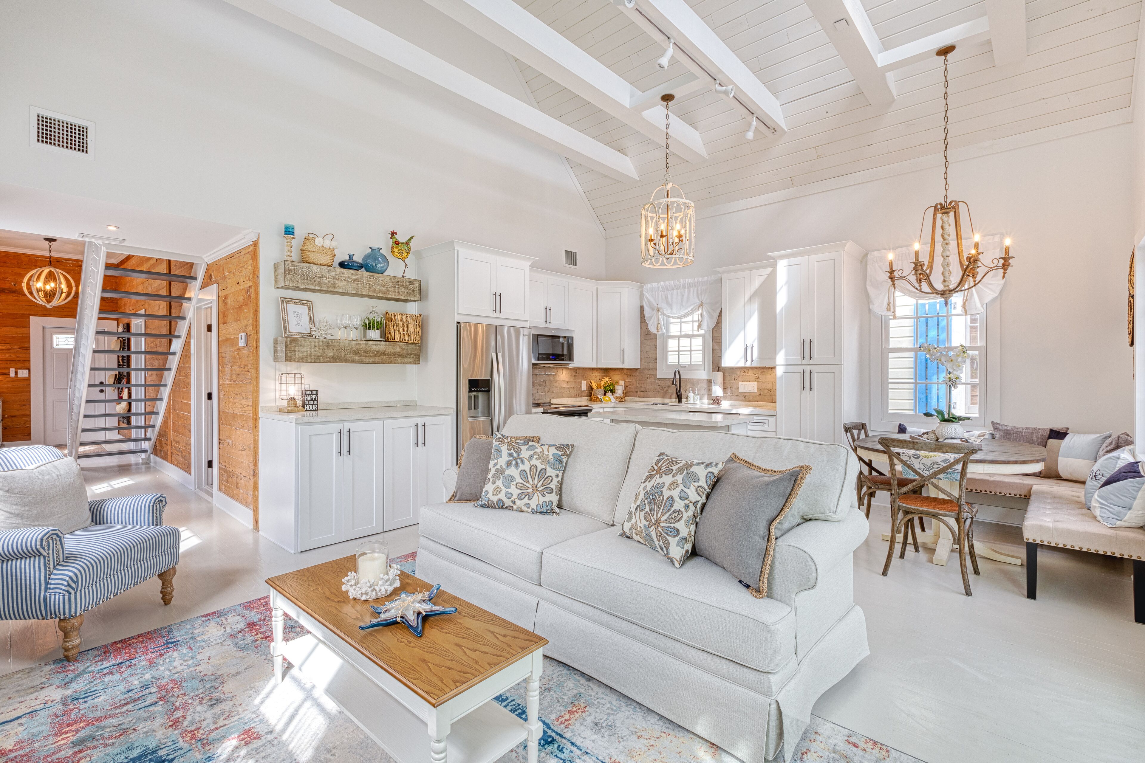 WANDERLUST ~ Stunning 3 Bed, 3 Bath Retreat in Peaceful Neighborhood w/ Pool!