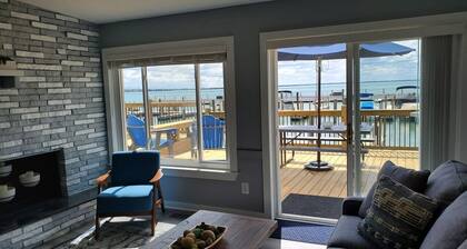 The Cottages at Northpointe on Anchor Bay