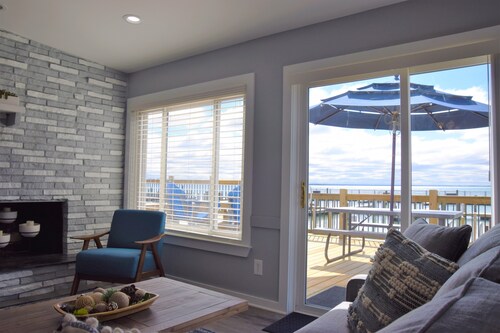 The Cottages at Northpointe on Anchor Bay