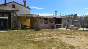 Exterior - House for Families and Pets Welcome (Marcana)