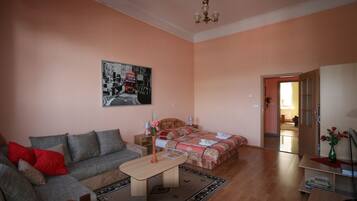 Apartamento | 2 quartos, cofres nos quartos, ferros/tábuas de passar roupa