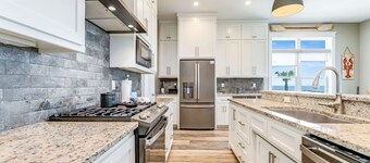 Sea No Evil: Beautiful Beachfront Home- Sleeps 10, Pet Friendly, Private Pool