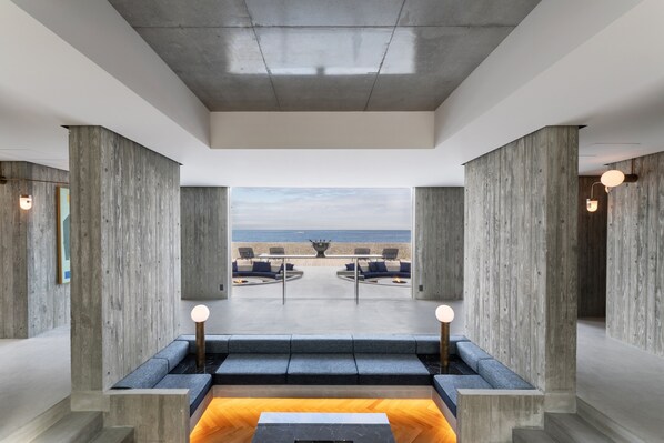 Lobby - Kamome Slow Hotel (Awaji)