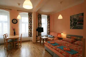 Apartment | 1 Schlafzimmer, Zimmersafe, Bügeleisen/Bügelbrett, Babybetten