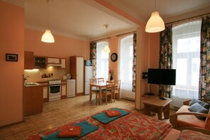 Apartment | 1 Schlafzimmer, Zimmersafe, Bügeleisen/Bügelbrett, Babybetten