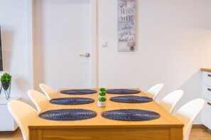 Coin salon dans le hall