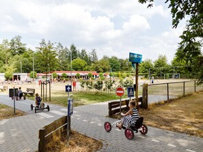Bungalow | Sportplatz