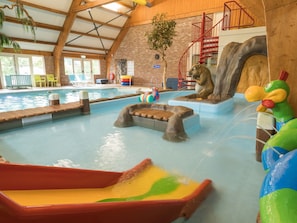 House | Pool | Outdoor pool - Wellness Villa by the Weerribben (Paasloo)