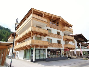 Apartment | Exterior