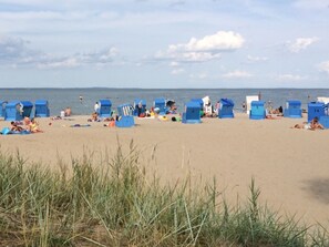 Exterior - Alluring Holiday Home in Mönkebude near Beach (Monkebude)
