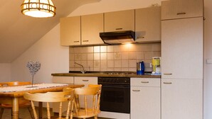 Unclassified image, 5 of 29, button - Apartment With Balcony and Oven, at a Nature Reserve Area (Neuschoenau)