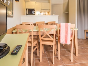 Dining - Beautyful House in Norman Style Near Deauville and Honfleur (Danestal)