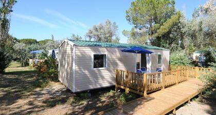Quaint Mobile Home With AC in Quaint, and Green Camargue