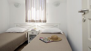 Unclassified image, 2 of 15, button - Holiday Home in Sarlat Near Castelnaud Castle (Sarlat-la-Canéda)