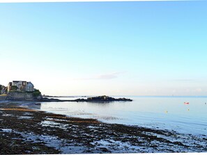 Unclassified image, 2 of 11, button - Modern Apartment Only 50 m. From the Beach of Concarneau (Concarneau)