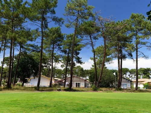 Villa in France With Golf Course & Pool