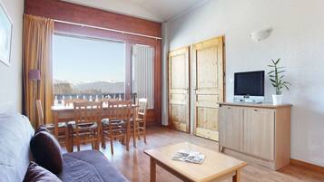 Apartment | Living room