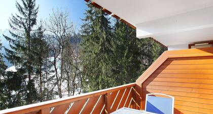 Alpine Studio w/ Balcony