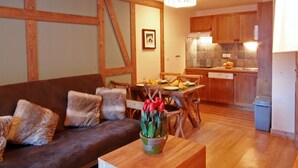 Unclassified image, 2 of 3, button - Traditional Apartment Just 300 m. From the Thermal Baths (Saint-Lary-Soulan)