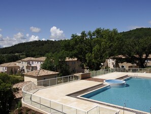 Pool - Villa in Callian With Private Pool (Callian)