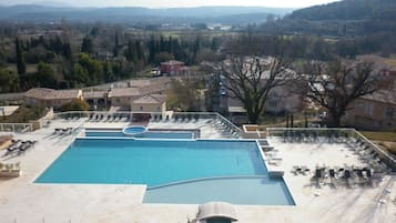 Apartment | Pool | Outdoor pool, a heated pool