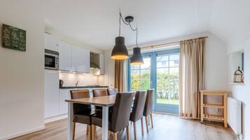 Villa | Dining