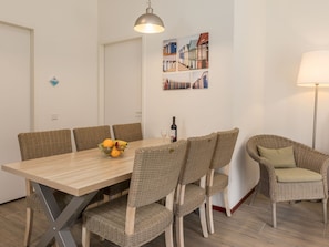 Dining - Luxury Chalet With two Bathrooms, Near the sSa on Texel (De Koog)
