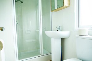 Chalet | Bathroom - Chalet Near Loonse and Drunense Dunes (Udenhout)