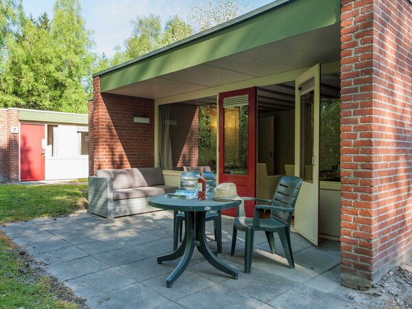 Bungalow In Netherlands With Bubble Bath - Straelen