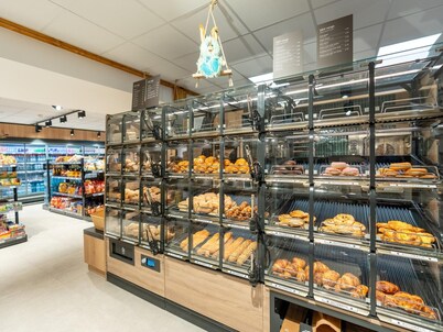 Restyled Villa with Washing Machine near River Moselle