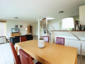 House | Private kitchen - Stylish Villa by the Lake (Heel)